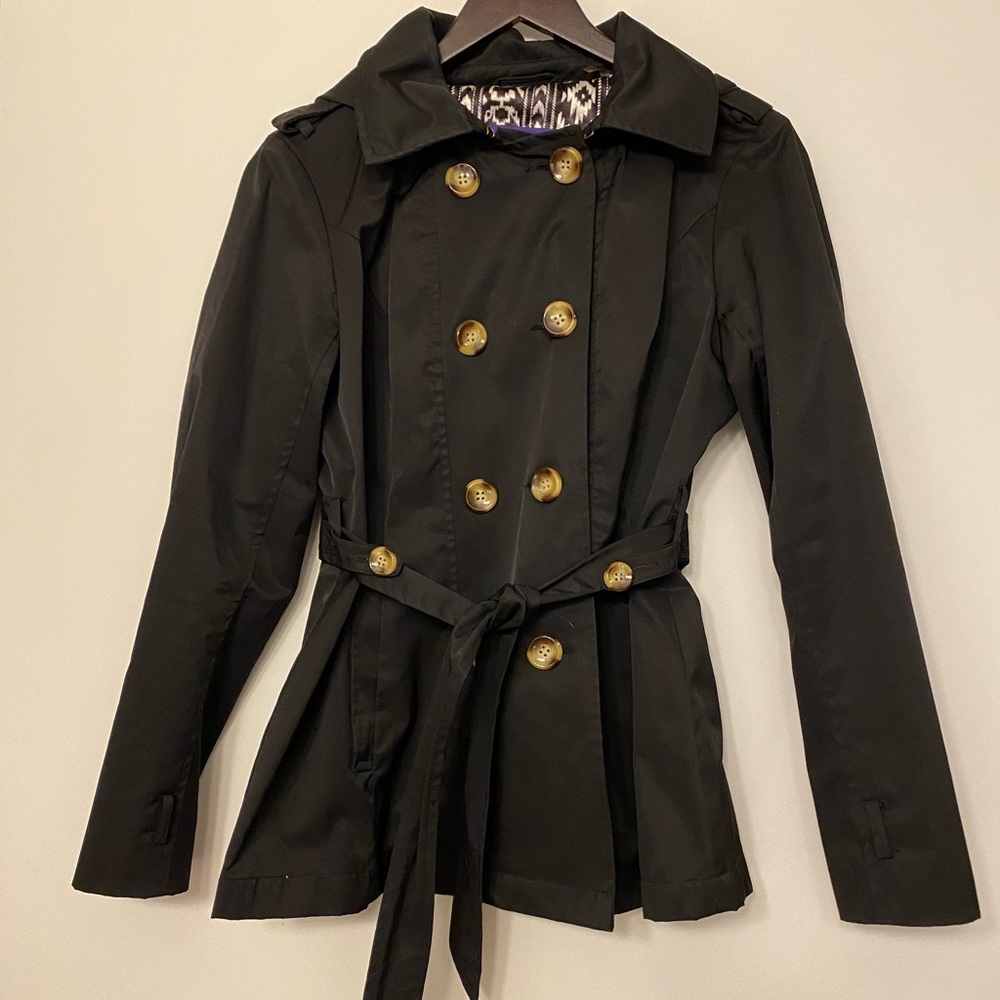 Madden Girl - US M - waist length button up trench
